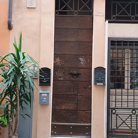 Reginella Apartment *